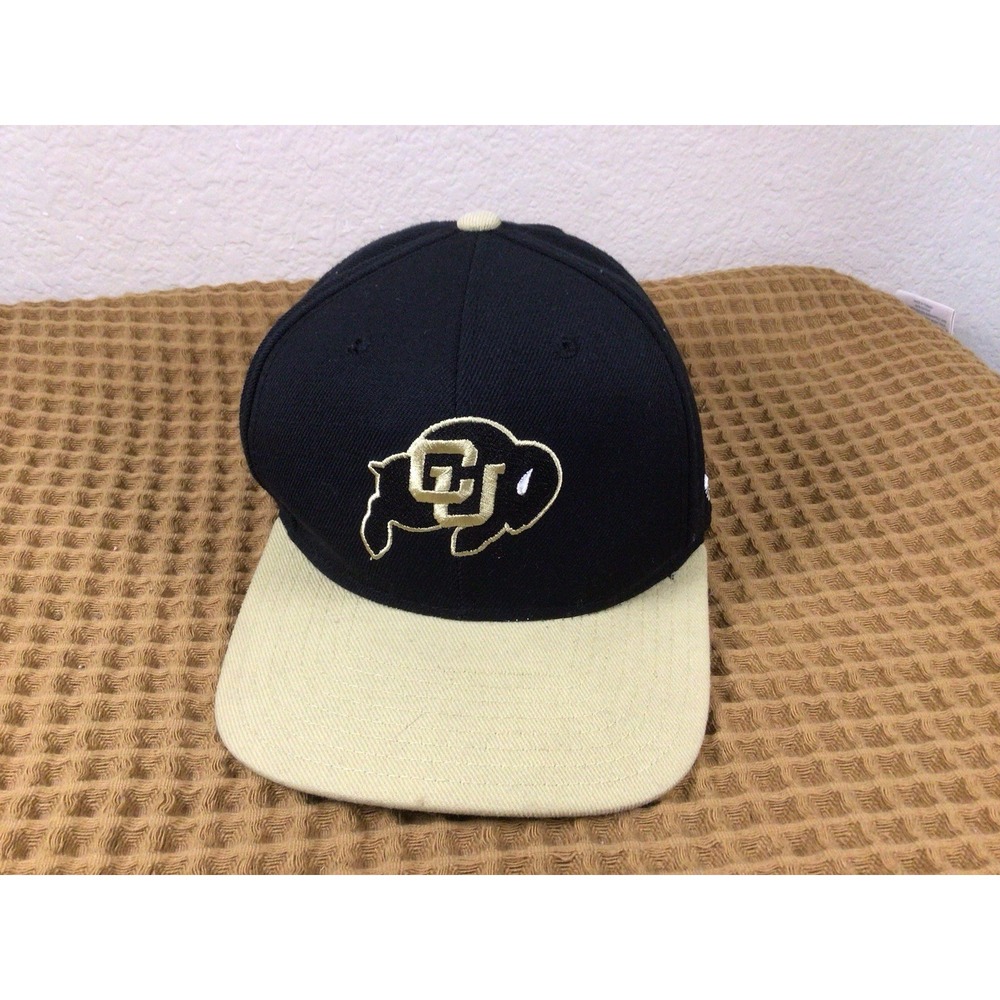 VTG Colorado Buffaloes Adidas Brand Black Trucker Snapback Adjustable 2-tone Hat